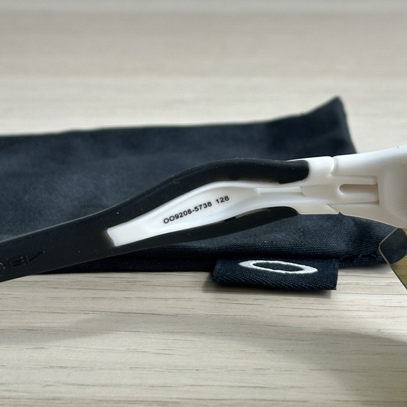 Oakley Radar Ev Path Men's Sunglasses White Frame Blue Lenses - Prizm Lens - Picture 3 of 4